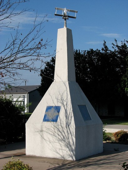 Vernon Castle Memorial in Benbrook, Texas